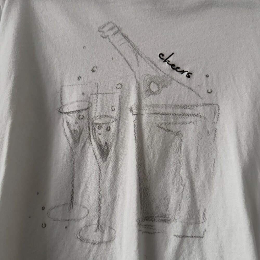 Abercrombie & Fitch | NWOT Graphic Short Sleeve T-Shirt in White Size Large - Picture 3 of 8